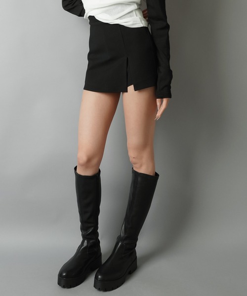 SPINNS(スピンズ)の「タイトミニスカート/スリット/ウエストゴム(スカート・レディース・ブラック・ONESIZE)」の5枚目の写真