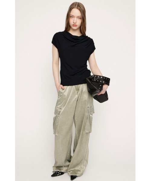 SLY（スライ）の「【SNSで話題！】DRAPE NECK CUT TOPS ドレープネックカットトップス 春服 夏服（Tシャツ/カットソー・レディース・杢グレー/ブラウン/アイボリー/ブラック・FREE）」の15枚目の写真