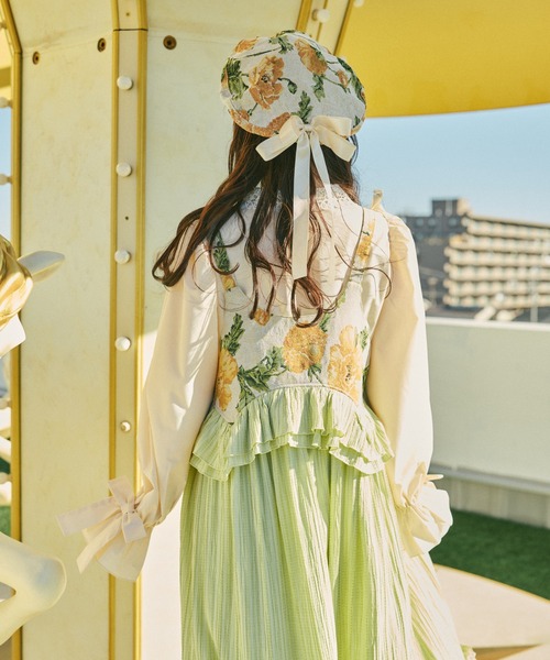 kutir(クティール)の「【クティールとレトロ】ゴブランリボンベレー帽(ハンチング/ベレー帽・レディース・グレー/ブルー/アイボリー/ピンク・FREE)」の10枚目の写真