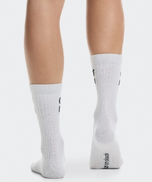 On（オン）の「On Logo Sock High 3P（オン ロゴ ソック ハイ 3P）（ソックス/靴下・メンズ・マルチ・26cm/25.5cm）」の3枚目の写真