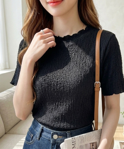 Ada.(エイダ)の「シワ加工メローデザイン ハイネック 半袖カットソー(Tシャツ/カットソー・レディース・サックスブルー/ブラック/アイボリー・FREE)」の2枚目の写真