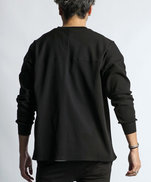 The DUFFER of ST.GEORGE(ザダファーオブセントジョージ)の「【WEB限定アイテム】「AIR FLEX」HONEYCOMB HENLEY FOOTBALL TEE:高収縮機能素材「エアフレックス」ハニカム ヘンリーネック フットボール ロンT(Tシャツ/カットソー・メンズ・ブラック/ホワイト・SMALL/MEDIUM/LARGE/X-LARGE)」の8枚目の写真