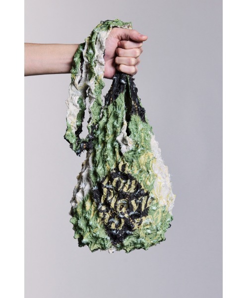 MASU(エムエーエスユー)の「SPIKY DIAMOND BAG(ハンドバッグ・メンズ・グリーン系その他/イエロー系その他/ピンク系その他・FREE)」の4枚目の写真