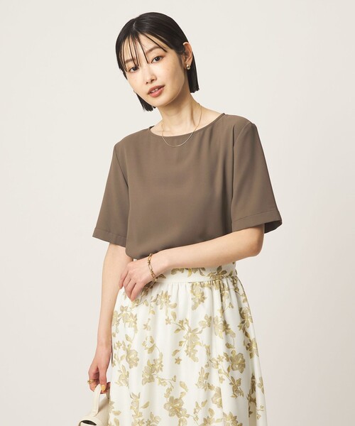 green label relaxing(グリーンレーベルリラクシング)の「クルーネック ショートスリーブ ブラウス マシンウォッシャブル UVカット(シャツ/ブラウス・レディース・ホワイト/ダークグレー・FREE)」の2枚目の写真