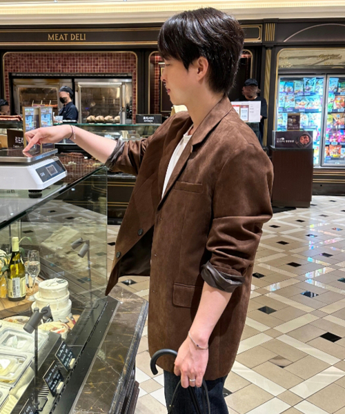 MINDBRIDGE（マインドブリッジ）の「[COUTURE]スエードオーバーサイズジャケット（テーラードジャケット・メンズ・ブラウン・95/100/105/110）」の10枚目の写真