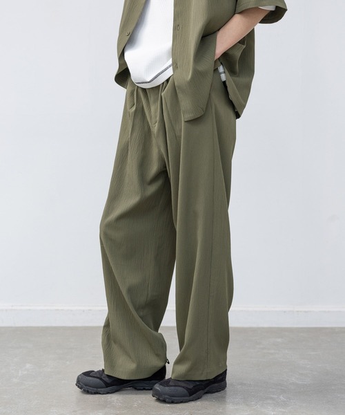 LAKOLE（ラコレ）の「楊柳ジャガードトラウザー /648306（その他パンツ・メンズ・ブラック/テラコッタ/グレイッシュベージュ/カーキ・MEDIUM/LARGE）」の4枚目の写真