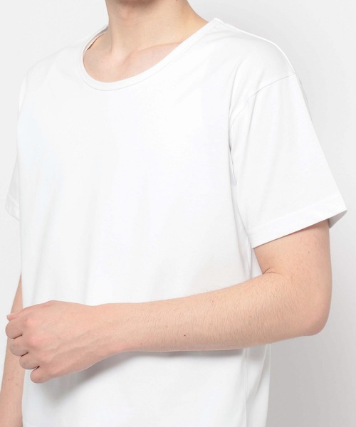 LURAKU（ルラク）の「【LURAKU】Loose Neck Cropped Tee / ルーズネッククロップドTシャツ（Tシャツ/カットソー・メンズ・ブラック/オフホワイト・S/M/L）」の17枚目の写真