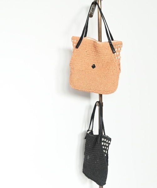 CLEDRAN(クレドラン)の「【ペーパー × 羊革】CL3958 HAND&WORK PAPER SIDE PATTERN TOTE(かごバッグ・レディース・ブラック/ダークベージュ・FREE)」の13枚目の写真
