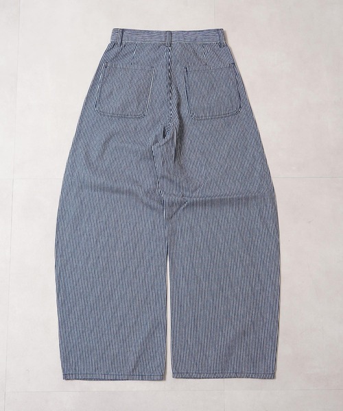 1111clothing(ワンフォークロージング)の「リップデニム&ヒッコリー バレルレッグパンツ / Rip Denim & Hickory Barrel-Leg Pants(デニムパンツ・メンズ・ワンウォッシュ/ネイビー・L/M/S)」の5枚目の写真