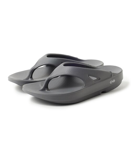 BEAMS HEART（ビームスハート）の「OOFOS / Ooriginal Sandals（26～28cm）（サンダル・メンズ・ブラック/チャコールグレー・28.0cm/27.0cm/26.0cm）」の10枚目の写真