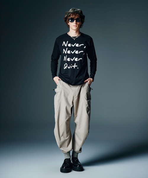 glamb（グラム）の「Never Quit Cutsew / ネバークイットカットソー（Tシャツ/カットソー・メンズ・ホワイト/ブラック/カーキ・S/M/L）」の4枚目の写真