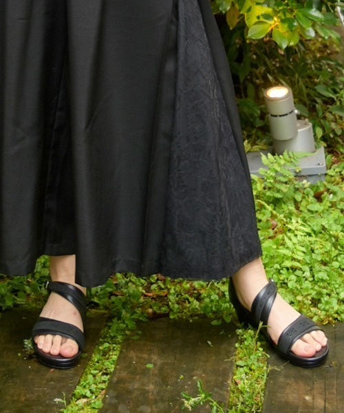 axes femme(アクシーズファム)の「カットワークアシメサンダル(サンダル・レディース・キナリ/ブラック・MEDIUM/LARGE)」の18枚目の写真