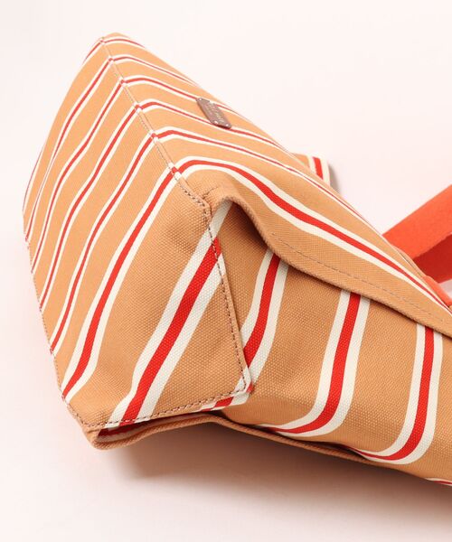 COLE HAAN（コールハーン）の「ヨーク ビーチ キャンバス トート womens（トートバッグ・レディース・オレンジ・OSFA）」の6枚目の写真