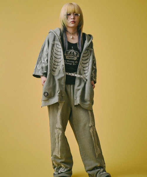 GALFY(ガルフィー)の「『GALFY/ガルフィー』爆上げ↑↑ギラタンク(Tシャツ/カットソー・レディース・ブラック/グレー/ホワイト・XL/L)」の12枚目の写真