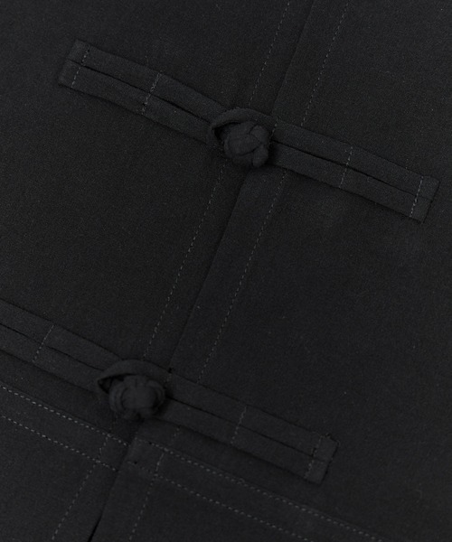 ADAM ET ROPE'（アダムエロペ）の「ガスボイルチャイナディティールシャツ（シャツ/ブラウス・レディース・ブラック/ホワイト・FREE）」の9枚目の写真