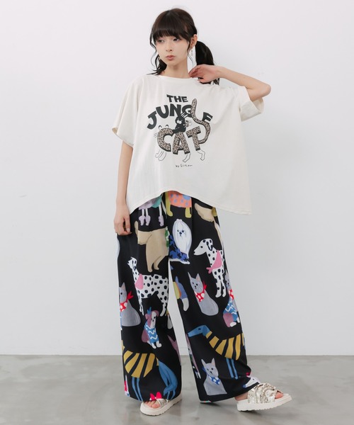ScoLar（スカラー）の「162702：ヒョウ柄ロゴ乗りラビル アシメ2wayプルオーバー（Tシャツ/カットソー・レディース・ブラック/ブラウン/オフホワイト・M）」の4枚目の写真
