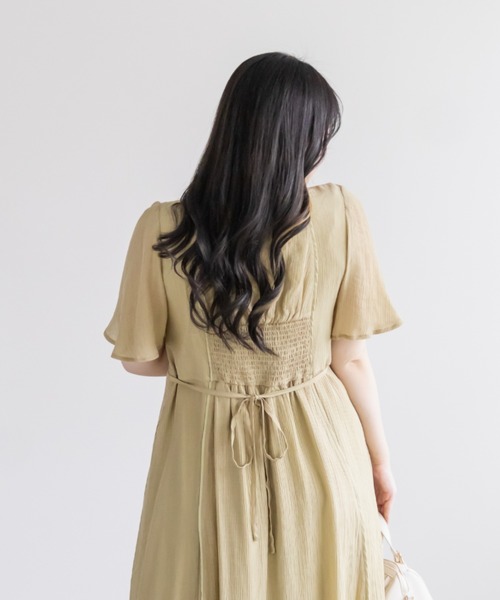 CLETTE(クレット)の「フロント切替ギャザーフレアワンピース(ワンピース・レディース・サックスブルー/ブラック/グリーン・LL/3L/4L)」の14枚目の写真