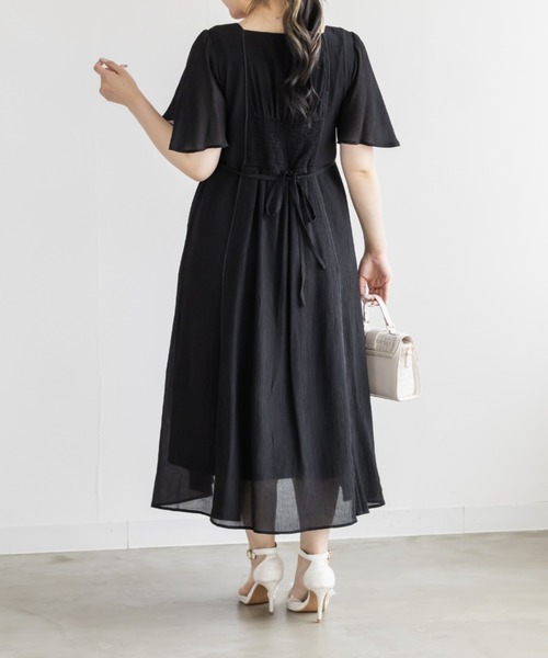 CLETTE(クレット)の「フロント切替ギャザーフレアワンピース(ワンピース・レディース・サックスブルー/ブラック/グリーン・LL/3L/4L)」の11枚目の写真