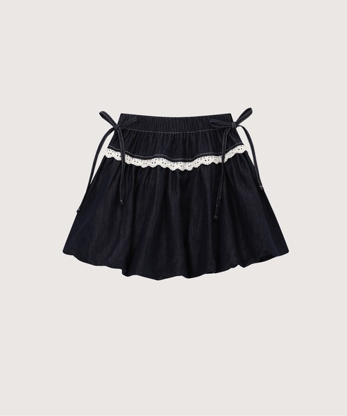 LA POMME petit(ラポミ・プチ)の「Sweet Lace Collar Flare Denim Skirt Set Up(セットアップ・レディース・ブルー・FREE)」の3枚目の写真