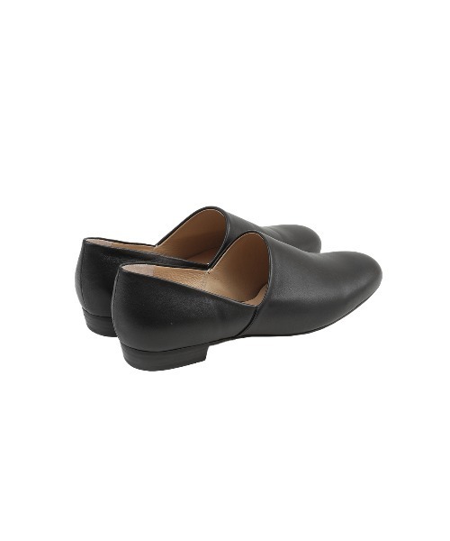 CLANE(クラネ)の「SIDE CUT STACKED FLAT SHOES(パンプス・レディース・アイボリー/ブラック・36/37/38)」の10枚目の写真