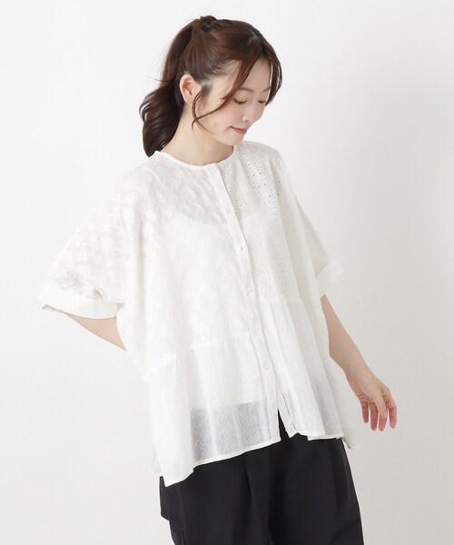 one'sterrace(ワンズテラス)の「総刺繍 パネル切替シャツ(シャツ/ブラウス・レディース・アイボリー系8/ブラック系8・02)」の1枚目の写真