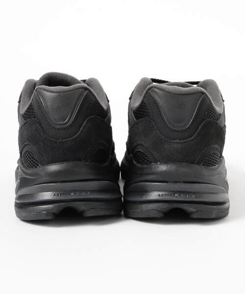 NEW BALANCE(ニューバランス)の「New Balance / ABZORB 2010 "TRIPLE BLACK"(スニーカー・メンズ・ブラック・28.5cm/28.0cm/27.5cm/27.0cm/26.5cm/26.0cm/25.5cm/29.0cm)」の5枚目の写真