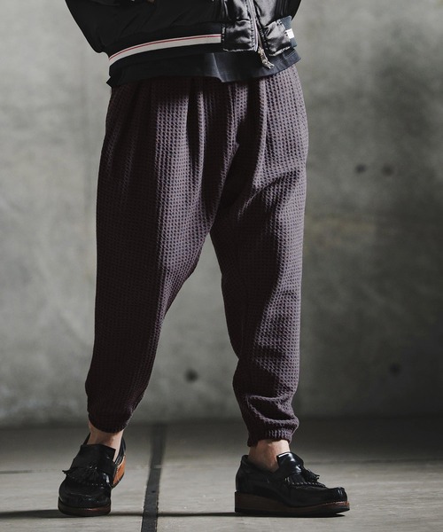 GLIMCLAP(グリムクラップ)の「mp15198-Geometric Jacquard Jersey Balloon Joggers with Elastic Hem バルーンジョガーパンツ(211-016-gla-cg)(その他パンツ・メンズ・ロイヤルブルー/チャコールグレー/ブラック・S/L/M)」の3枚目の写真
