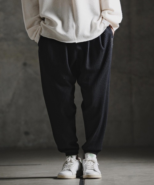 GLIMCLAP(グリムクラップ)の「mp15198-Geometric Jacquard Jersey Balloon Joggers with Elastic Hem バルーンジョガーパンツ(211-016-gla-cg)(その他パンツ・メンズ・ロイヤルブルー/チャコールグレー/ブラック・S/L/M)」の8枚目の写真