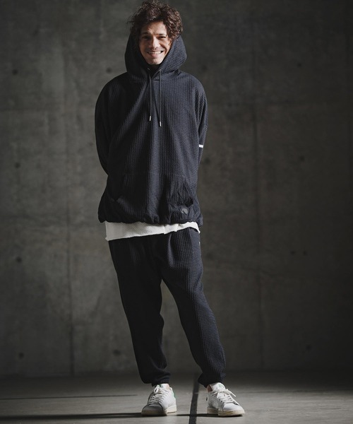 GLIMCLAP(グリムクラップ)の「mp15198-Geometric Jacquard Jersey Balloon Joggers with Elastic Hem バルーンジョガーパンツ(211-016-gla-cg)(その他パンツ・メンズ・ロイヤルブルー/チャコールグレー/ブラック・S/L/M)」の13枚目の写真