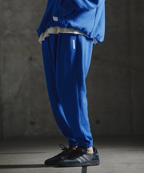 GLIMCLAP(グリムクラップ)の「mp15198-Geometric Jacquard Jersey Balloon Joggers with Elastic Hem バルーンジョガーパンツ(211-016-gla-cg)(その他パンツ・メンズ・ロイヤルブルー/チャコールグレー/ブラック・S/L/M)」の17枚目の写真