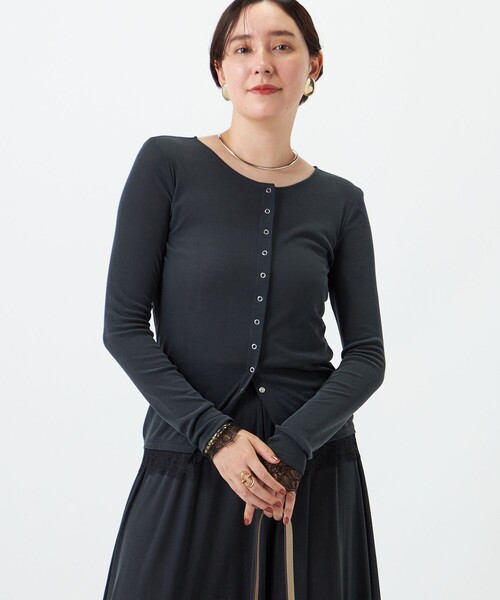 NOLLEY’S Sophi(ノーリーズソフィ)の「《セットアップ対応》ウォッシャブルフィブリルテレコレース付きカーデ(カーディガン/ボレロ・レディース・チャコールグレー/カーキ・38)」の15枚目の写真