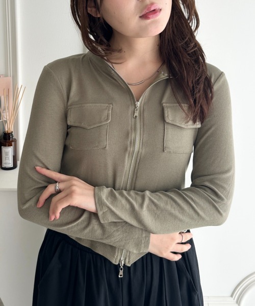 CLEA(クレア)の「ダブルジップハイネックトップス(Tシャツ/カットソー・レディース・グレー/ホワイト/ブラック/ベージュ/カーキ・FREE)」の8枚目の写真