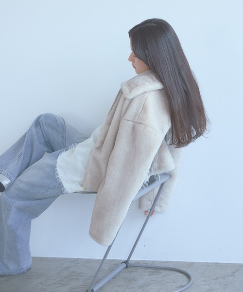 SENSE OF PLACE by URBAN RESEARCH（センスオブプレイスバイアーバンリサーチ）の「TISSAVEL フェイクファーショートコート（ブルゾン・レディース・モカ/ベージュ/ブラウン・ONE）」の6枚目の写真