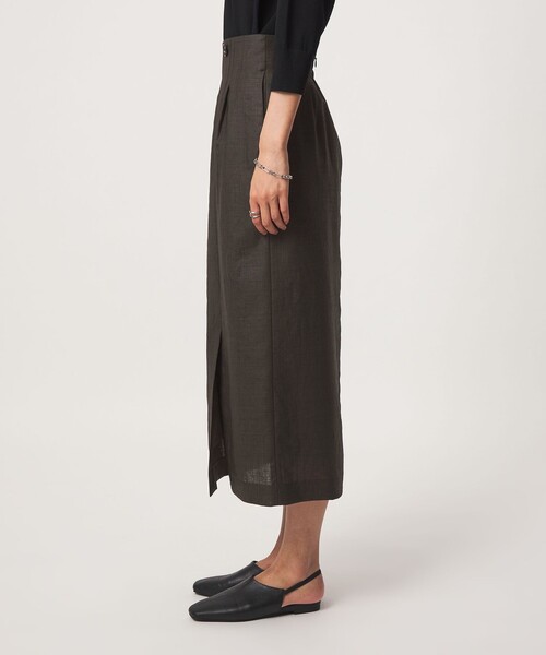 green label relaxing（グリーンレーベルリラクシング）の「［size SHORTあり］トリアセ スリット タイト スカート UVカット 通気性（スカート・レディース・ダークグレー/モカ・SHORT/38/36/40）」の8枚目の写真