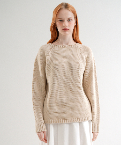 VLETI(ブレッティ)の「Boat Neck Basic Knit (Beige)(ニット/セーター・レディース・ベージュ・FREE)」の2枚目の写真