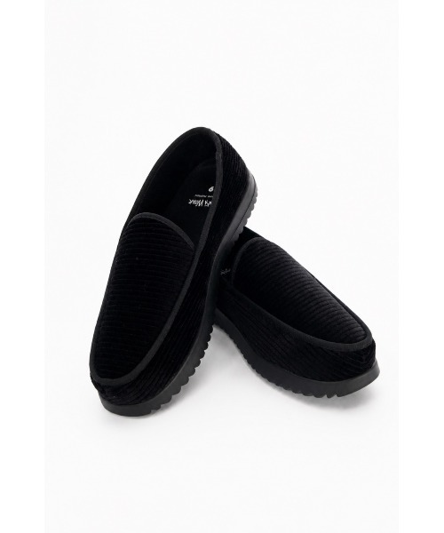SHAKA WeAR(シャカウェア)の「【SHAKA WeAR/シャカウェア】コーデュロイ インクレディブルハウスシューズ Incredible House Shoe(スリッポン・メンズ・ブラック・8/9/10)」の2枚目の写真