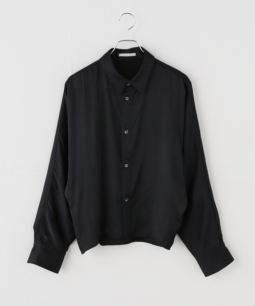 plage（プラージュ）の「《新宿店・WEB限定》Eclat satin dolman シャツ（シャツ/ブラウス・レディース・アイボリー/ブラック・FREE）」の4枚目の写真