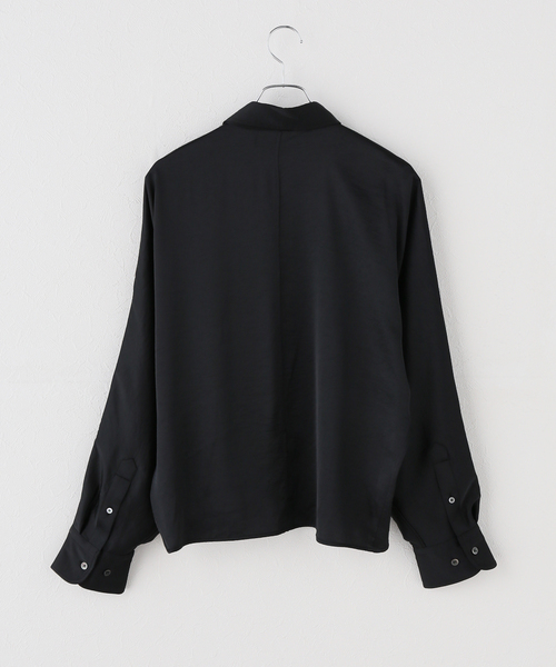 plage（プラージュ）の「《新宿店・WEB限定》Eclat satin dolman シャツ（シャツ/ブラウス・レディース・アイボリー/ブラック・FREE）」の5枚目の写真