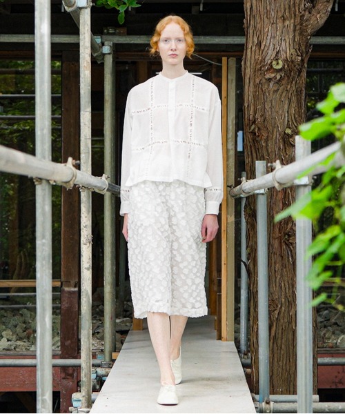 mintdesigns（ミントデザインズ）の「Lace Pullover Shirt（シャツ/ブラウス・レディース・ホワイト/ブラック・ONESIZE）」の3枚目の写真