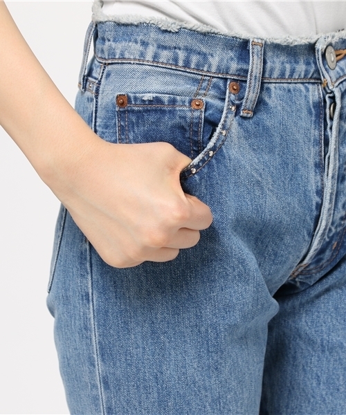 MOUSSY（マウジー）の「STUDDED STRAIGHT（デニムパンツ・レディース・ダークブルー/ライトブルー・24inch/26inch/25inch/23inch）」の13枚目の写真