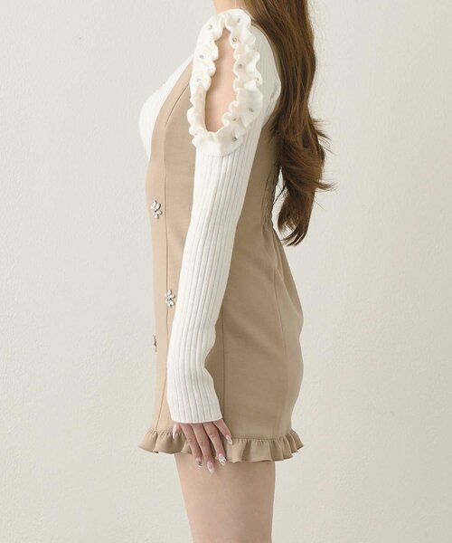 Belle Charme(ベルシャルム)の「【Belle Charme】Flower Bijou Jumper Skirt(ジャンパースカート・レディース・ベージュ/ブラック・FREE)」の12枚目の写真