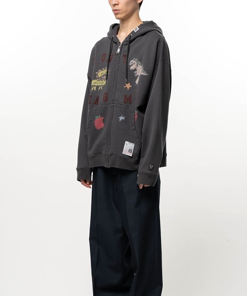 Maison MIHARA YASUHIRO(メゾンミハラヤスヒロ)の「【MIHARAYASUHIRO】KIDS DOODLE SWEAT PARKA(パーカー・メンズ・ブラック/ホワイト・48/46/44)」の5枚目の写真