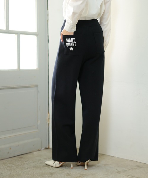 MARY QUANT(マリークワント)の「センターシームニット パンツ(スラックス・レディース・ブラック/ボルドー/モカ・M)」の1枚目の写真