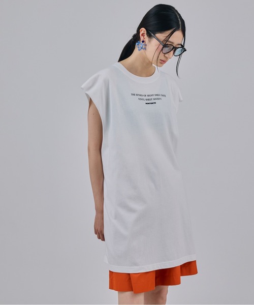 NON TOKYO(ノントーキョー)の「PRINT NO-SLEEVE T-SHIRT(STRAWBERRY)(Tシャツ/カットソー・レディース・ブラック/ホワイト/ネイビー・FREE)」の2枚目の写真