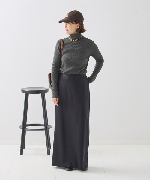 journal standard L'essage(ジャーナルスタンダードレサージュ)の「カミーノテレコハイネックプルオーバー(Tシャツ/カットソー・レディース・ベージュ/チャコールグレー/グレー・FREE)」の7枚目の写真