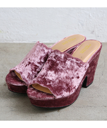 べロアスカラップサンダル