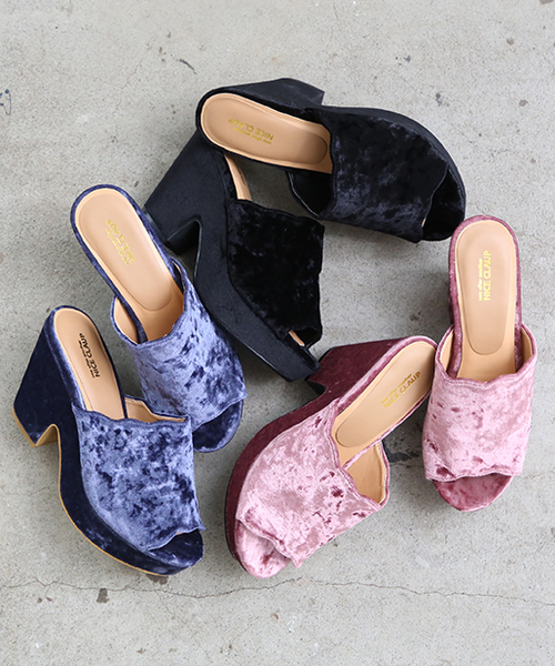 one after another NICE CLAUP(ワンアフターアナザーナイスクラップ)の「べロアスカラップサンダル(サンダル・レディース・ブルーパープル/ピンク/ブラック・L/S/M)」の7枚目の写真