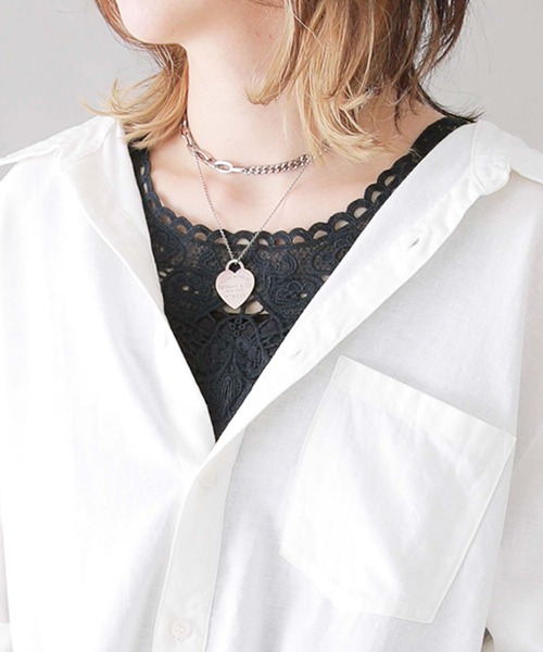 n'OrLABEL（ノアールレーベル）の「『襟元レースデザインタンク』（タンクトップ・レディース・アイボリー/ネイビー/スモークピンク/ブルー/コーラルピンク/レッド系その他/杢グレー/マスタード/ブラック/ブルーグリーン/グリーン/カーキ/チャコールグレー/モカ/グレー×ホワイト/グレー×ピンク/ブラック系その他/ホワイト系その他/ブルー系その他/ダークブルー/パープル/チャコールグレー×ブラック/フューシャピンク/モスグリーン/トップグレー・1/2）」の3枚目の写真