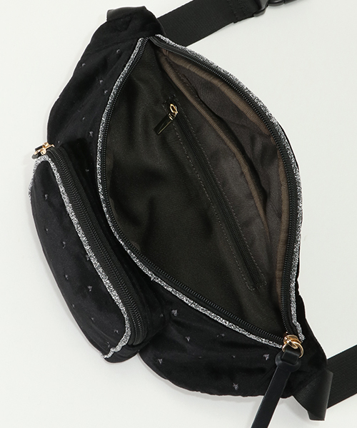 ACCOMMODE（アコモデ）の「WEB限定 スタードットウエストバッグ（ボディバッグ/ウエストポーチ・レディース・ブラック/ブルー・FREE）」の7枚目の写真