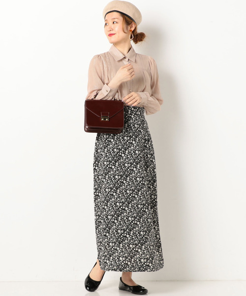 archives（アルシーヴ）の「花柄ロングセミフレアスカート（スカート・レディース・ブラック/オフホワイト/ピンク・MEDIUM）」の12枚目の写真